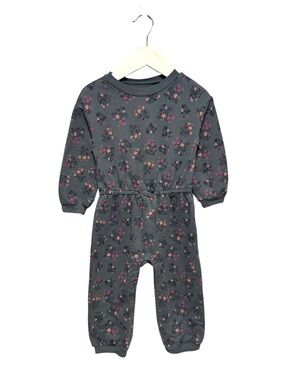 ⭐️ 5/$30 Carter’s Kids Floral Jumpsuit size 24 Months